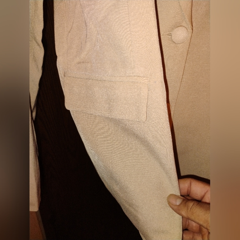 Women's Tan Blazer - Picture 6 of 8